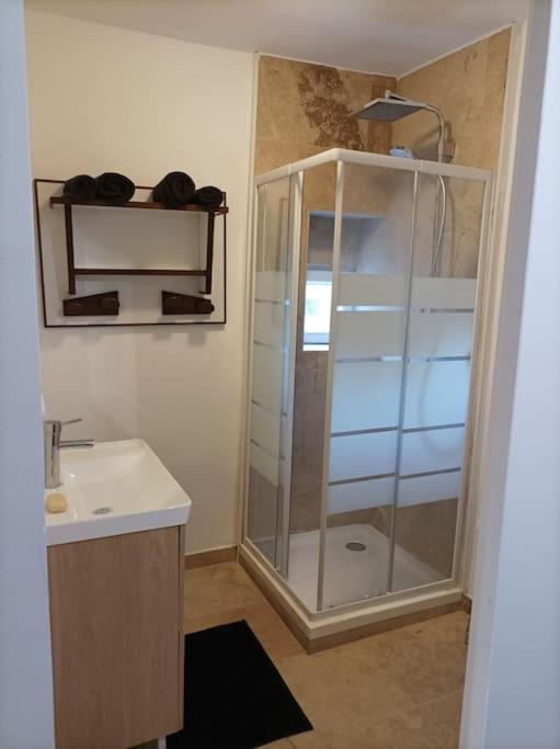 L Atelier De Raymond Apart otel Verfeuil Dış mekan fotoğraf