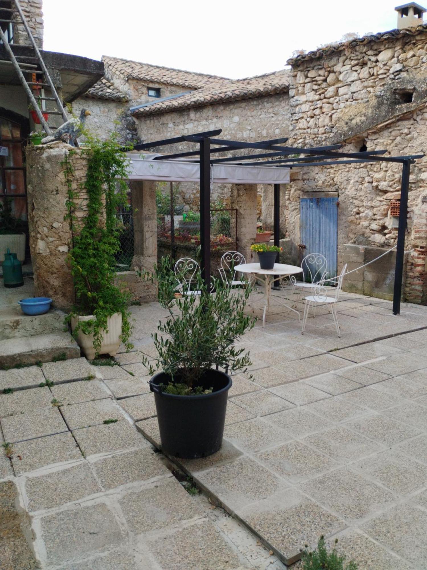 L Atelier De Raymond Apart otel Verfeuil Dış mekan fotoğraf
